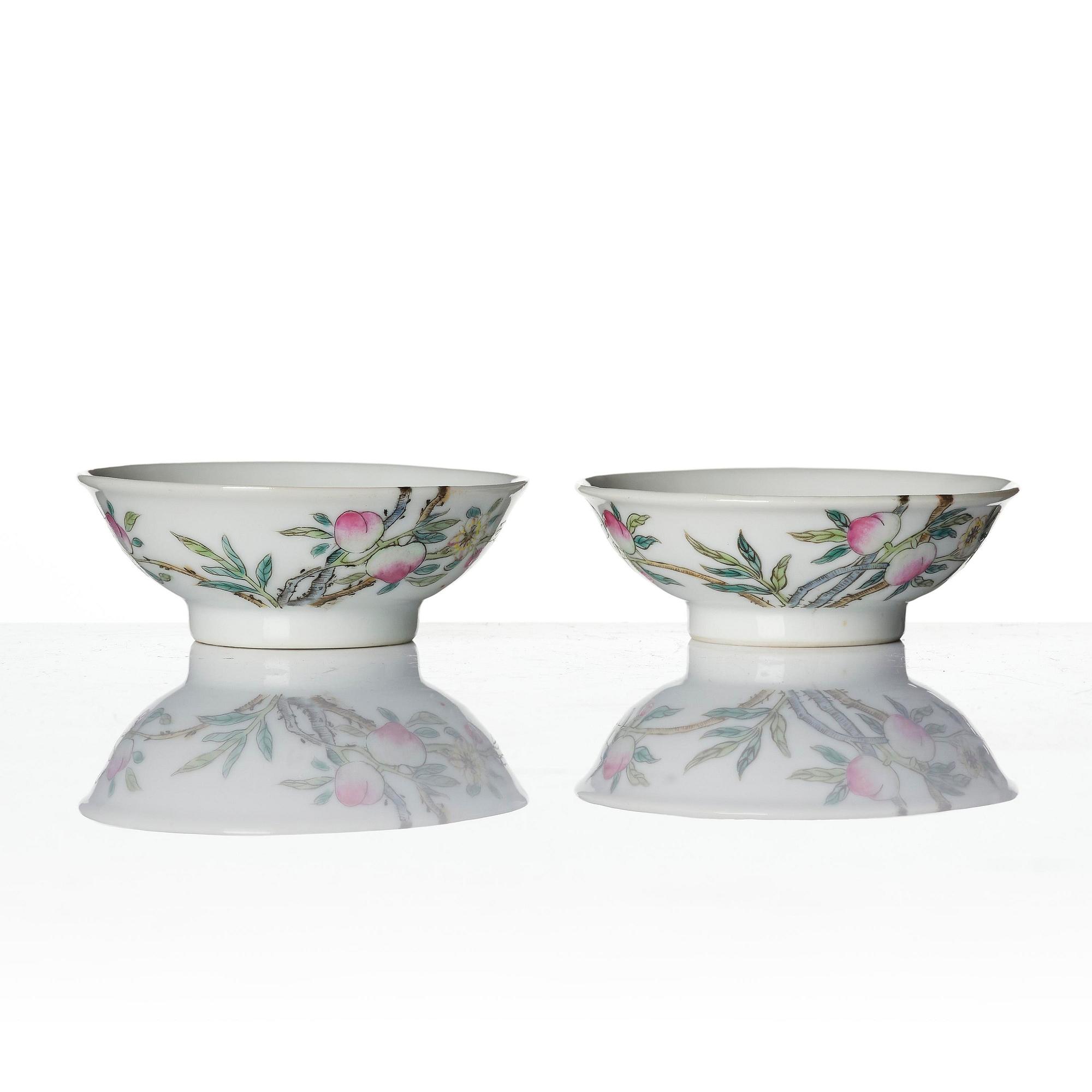 A set of six (5+1) small Chinese 'peaches' dishes, late Qing dynasty/Republic.