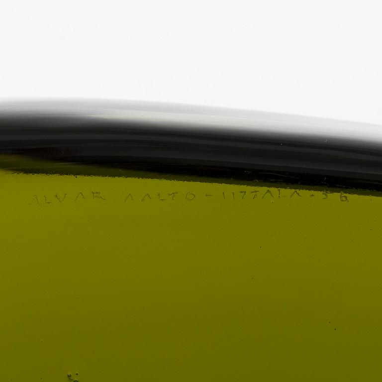 Alvar Aalto, a '3900-39' plate signed Alvar Aalto Iittala -56.