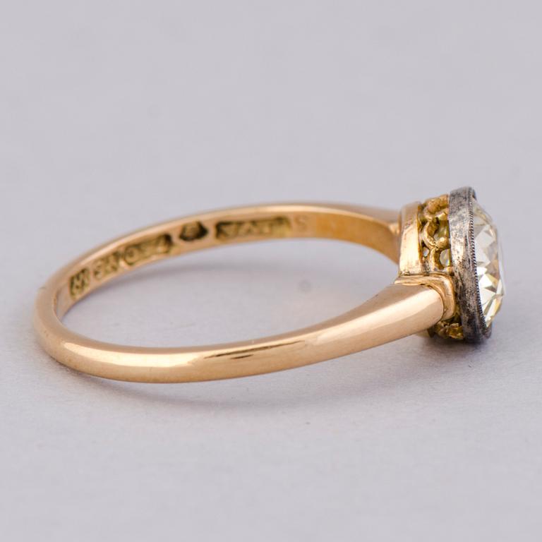 RING, gammaslipad diamant, 18K guld. Johan Viktor Aarne, Viborg 1928.