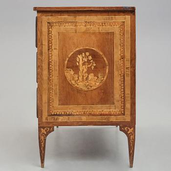 A Italian late 18th century commode.