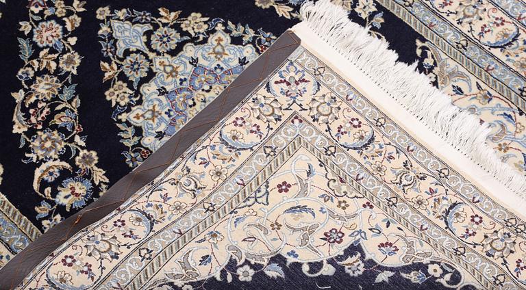 Matta, Nain, part silk, s.k 6 LAA, ca 126 x 93 cm.