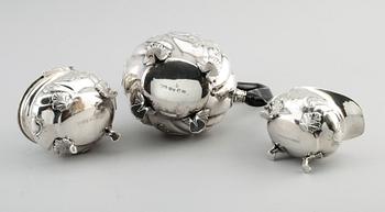 KAFFESERVIS, 3 delar, silver, CG Hallberg, Stockholm 1950. Vikt ca 1325 g.