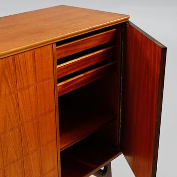 SIDEBOARD, AB Tabergsmöbler, Smålands Taberg, 1900-talets andra hälft.