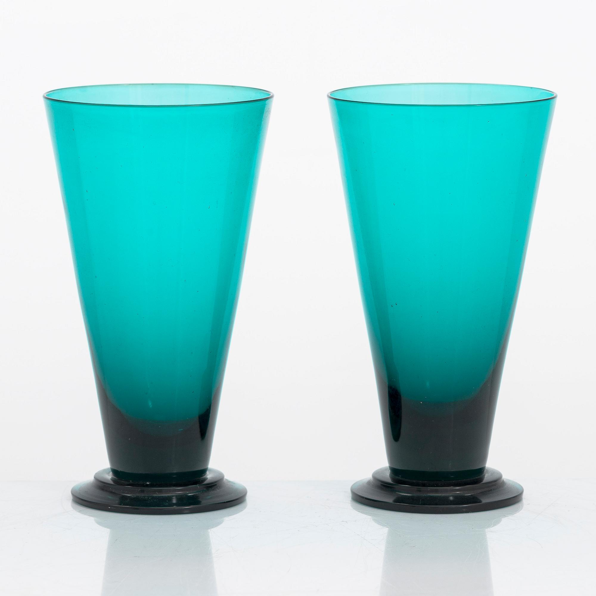 Nanny Still, karaff och sex glas, modell T/335,Riihimäen Lasi Oy, i produktion 1950-1966.