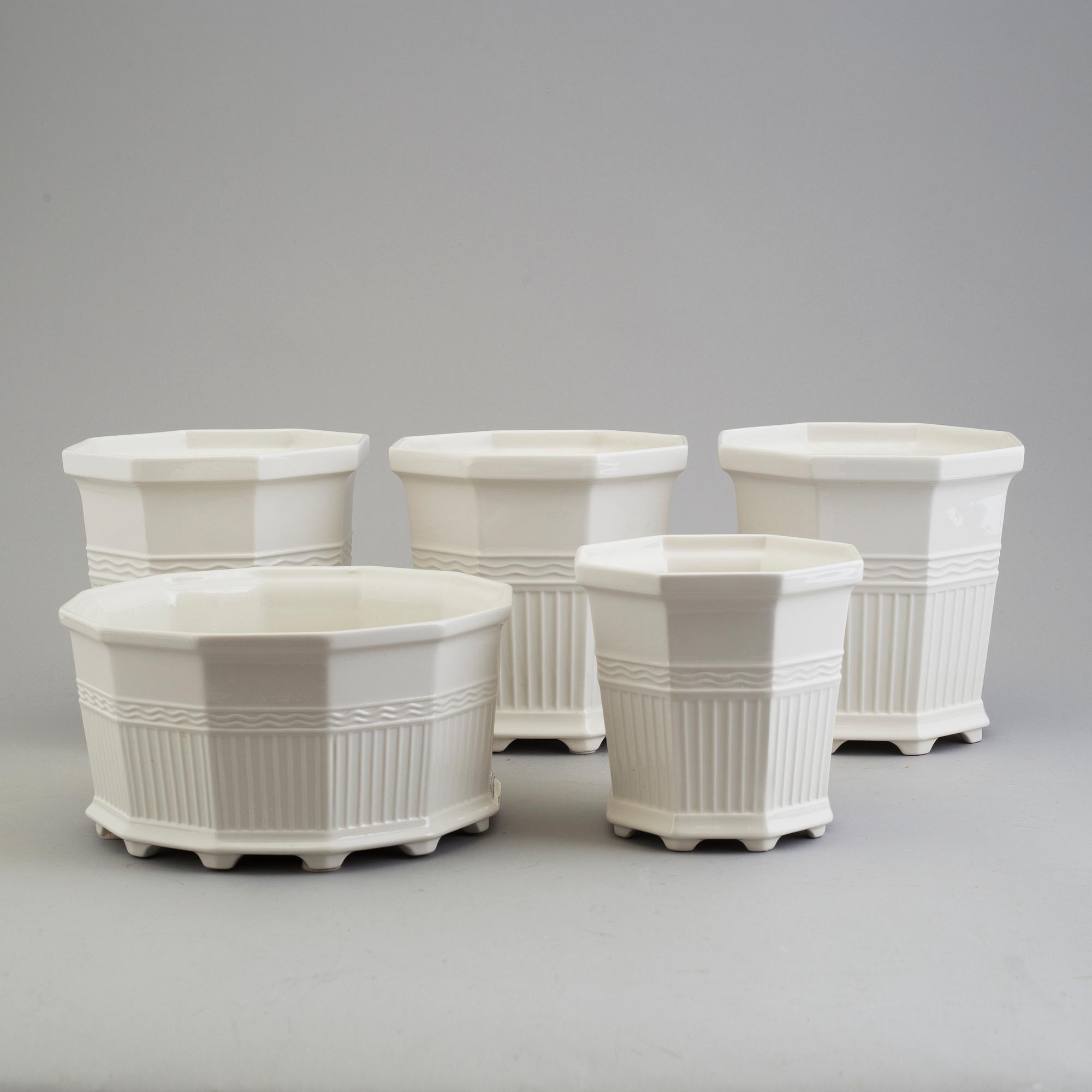 PRINS EUGEN, five porcelain 'Waldemarsudde' plant pots, Gustavsberg.