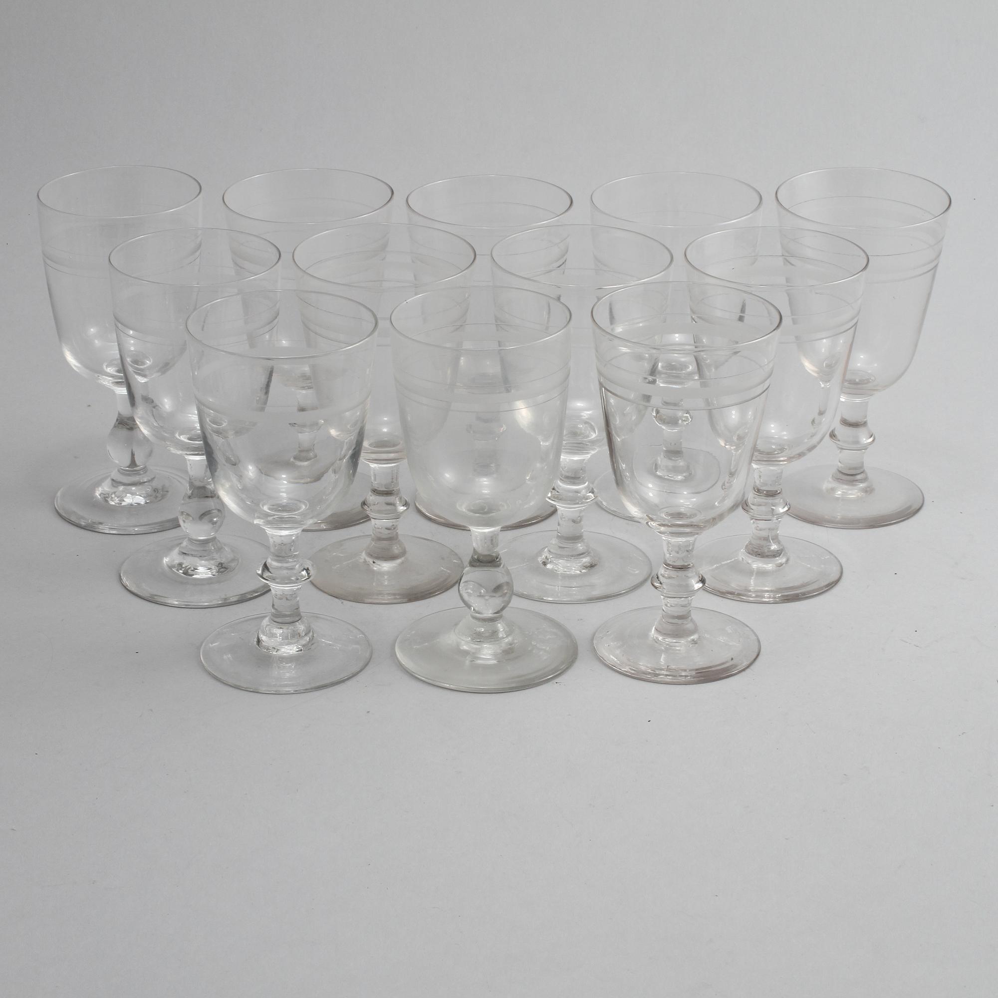 VINGLAS, 12 st snarlika, Sk Rydbergsglas, 1900-talets första del.