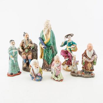 Figurines 7 pcs China/Europe 20th century porcelain/ceramics.
