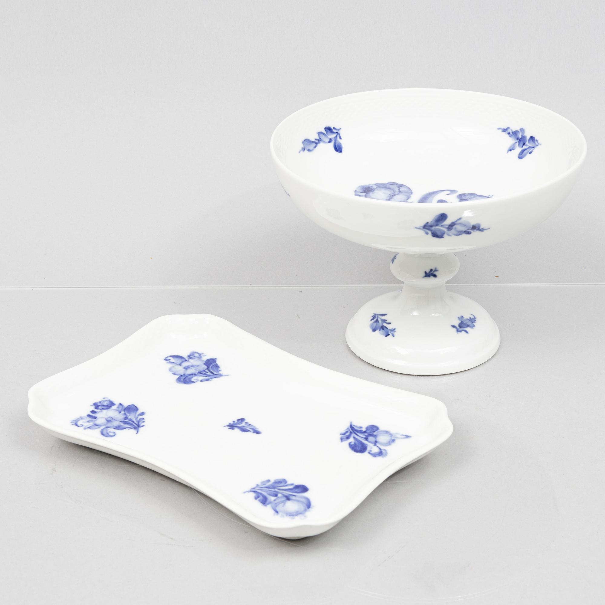Kaffeservis, 34 delar, porslin, "Blå blomst", Royal Copenhagen, Danmark.
