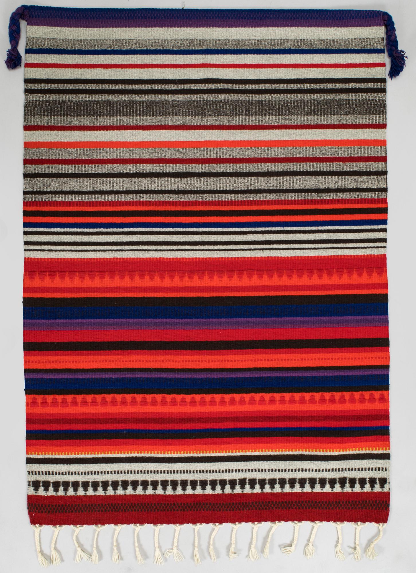 Elsa Montell-Saanio, rana / väggbonad, "Trollformel" Finland. Ca 145 x 102 cm.