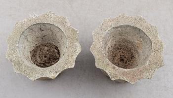 TRÄDGÅRDSURNOR, 1 par, 1900-/2000-tal.