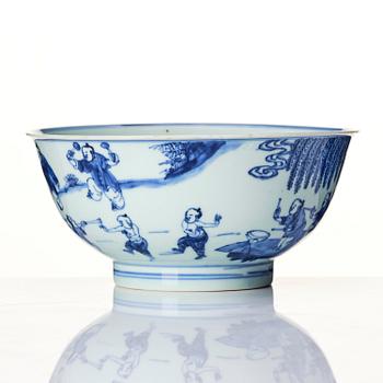 A blue and white 'boys' bowl, Qing dynasty, Kangxi (1662-1722).