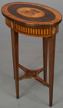 BORD, gustaviansk stil, 1900-talets början.