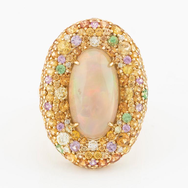 Ring, cocktail ring, with opal, tsavorites, multicoloured sapphires, and brilliant-cut diamonds.