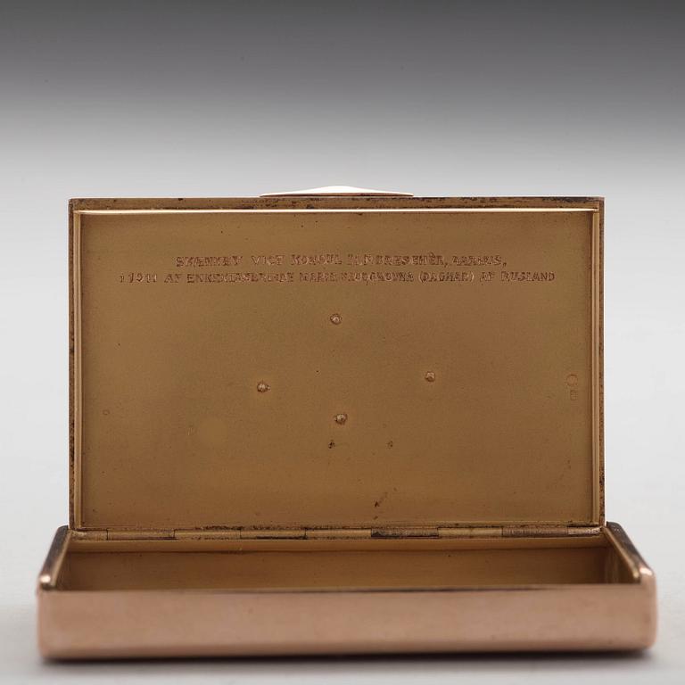 A Russian early 20th century gold case, mark of Morozov, St Petersburg 1908-1917.