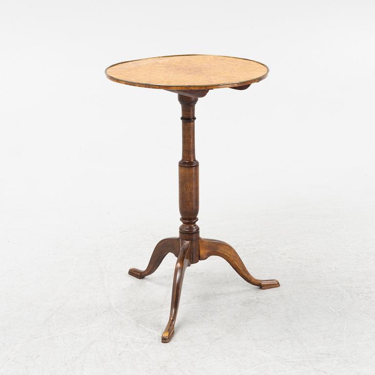 A root veneered side table, 19th Century.