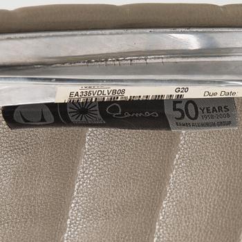 Charles and Ray Eames, Kontorsstol modell EA335, Herman Miller 2008.