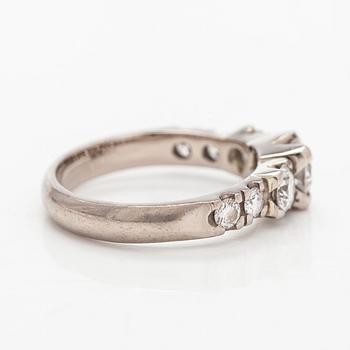 Sormus, briljanttihiontaiset timantit, 14K valkokultaa, Hanna K, Kuopio.