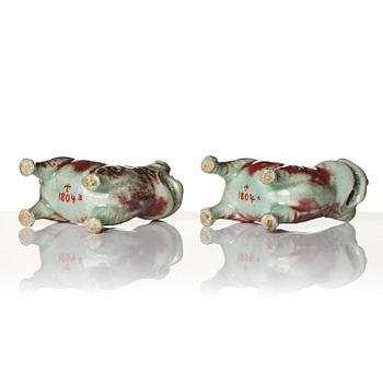 A pair of joss stick/candle holders, Qing dynasty, 18th century.