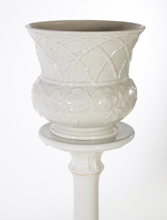 PIEDESTAL MED KRUKA, porslin, Gustafsberg 1912.