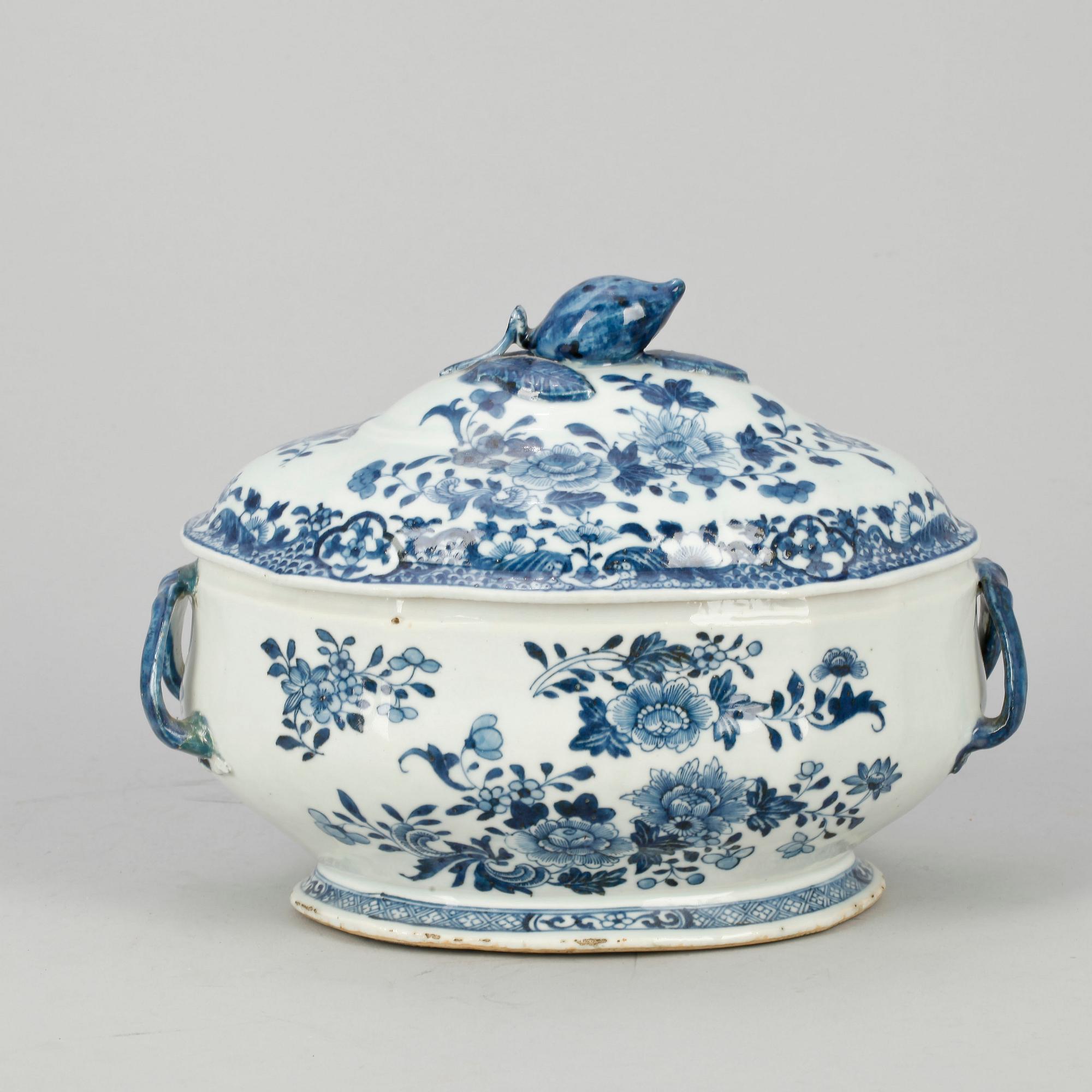 TERRIN, porslin, Kina, 1700-tal.