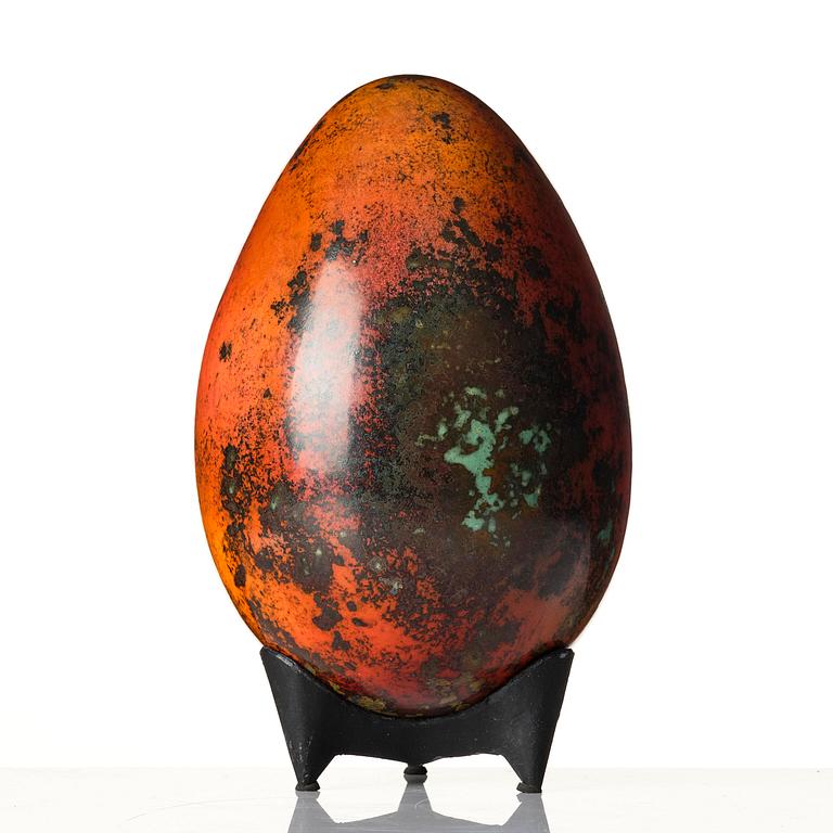 Hans Hedberg, a faience sculpture of an egg, Biot, France.