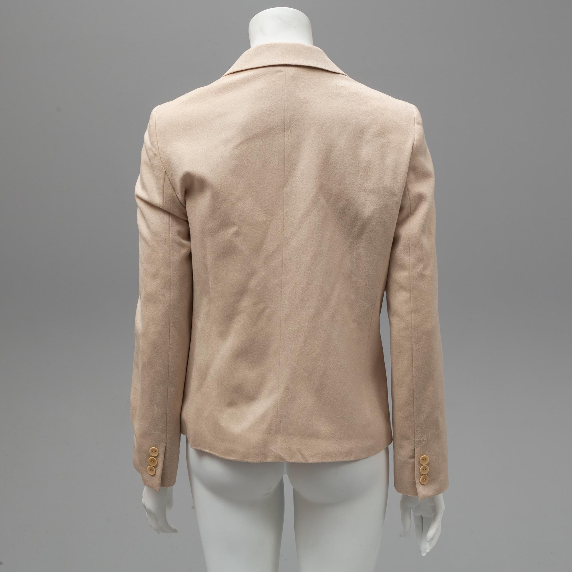 MAX MARA, a cashmere jacket, french size 40.