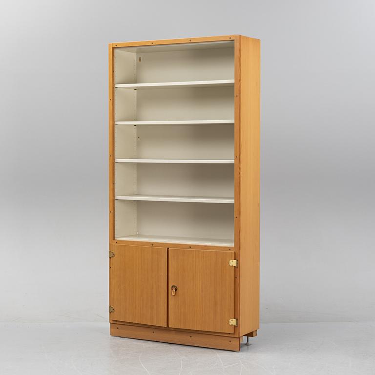 A book case by Børge Mogensen och Grethe Meyer, "Boligens Byggeskabe", second half of the 20th Century.