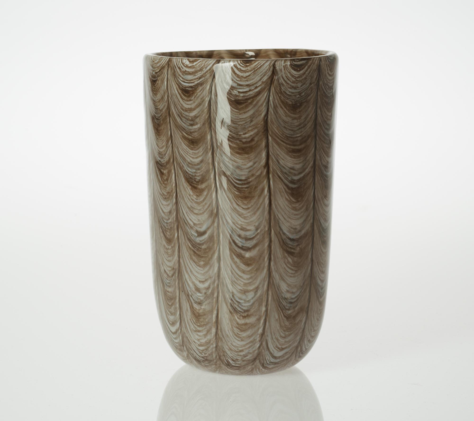 An Ercole Barovier glass vase, Barovier & Toso, Italy.