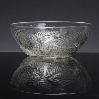 RENE LALIQUE, skål, glas, märkt R. Lalique och otydligt numrerad.