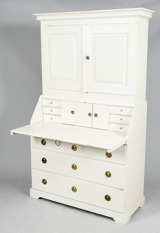 SNEDKLAFFSKÅP, gustaviansk stil, 1800-tal.