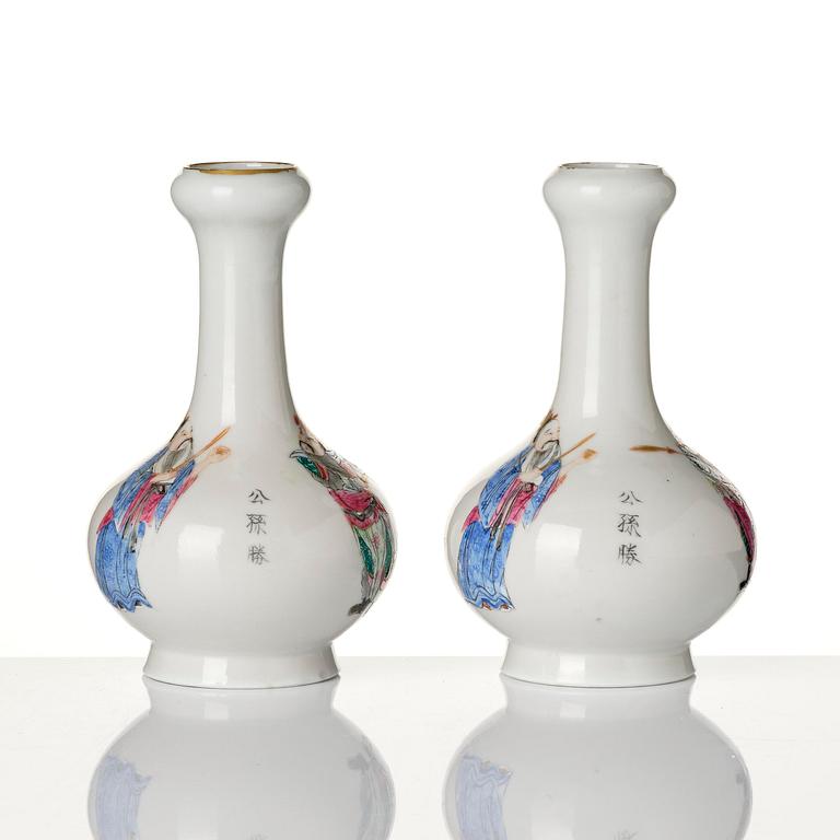 A pair of famille rose 'Wu Shang Pu' vases, Qing dynasty, 19th century.