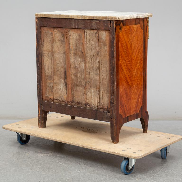 A Louis XV style chest of drawers, probably France, second half of the 19th century.