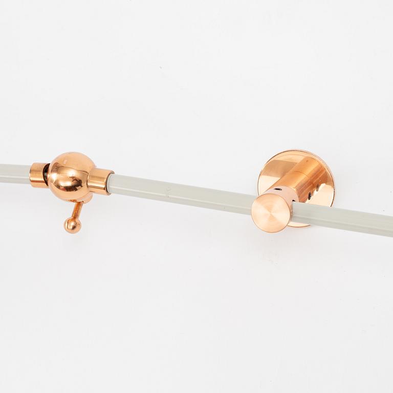 Hüseyin Turgut, vägglampa, "Acrobat", Lightwork.