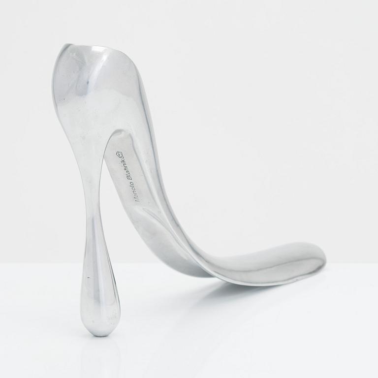 Manolo Blahnik, an aluminium shoe horn for Habitat.