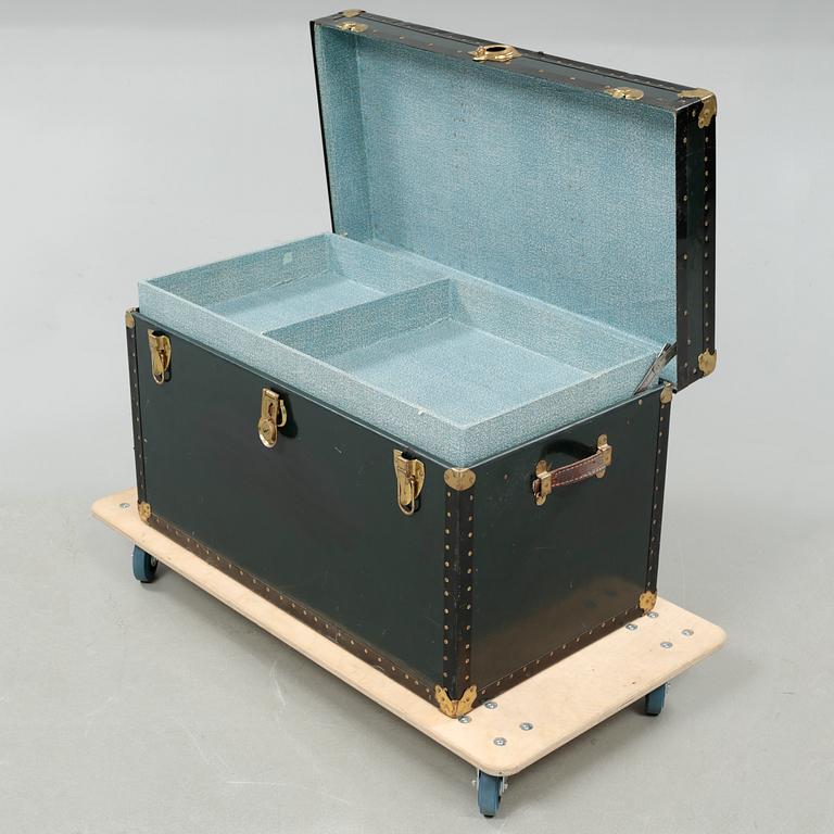 KOFFERT, omkring sekelskiftet 1900.