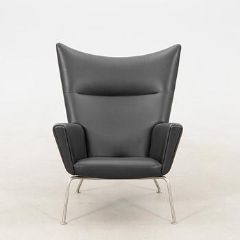 Hans J. Wegner, fåtölj, modell "CH445, Wing Chair", Carl Hansen & Søn, Danmark.