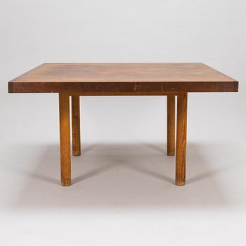 Olavi Hänninen, a 1960's dining table.