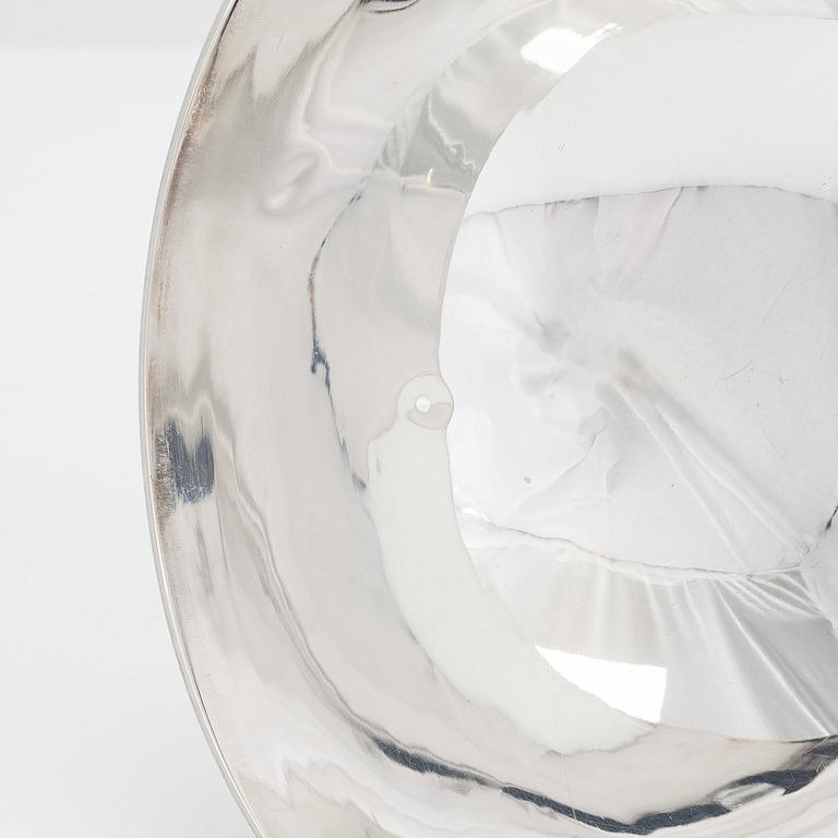 Olier & Caron, an Empire style silver bowl, Paris, France 1910-36.