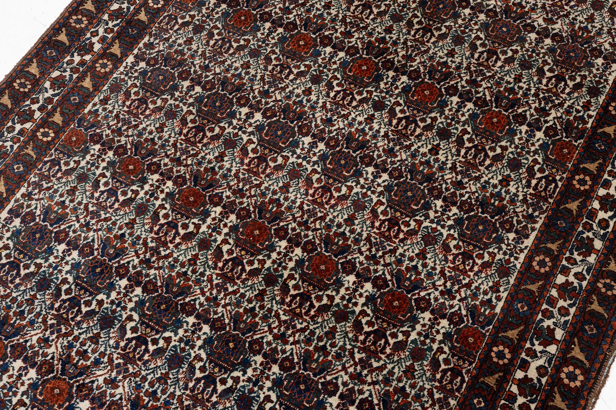 An antique/semi-antique Abadeh rug, Western Iran, c. 202 x 150 cm.