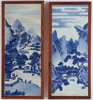 A pair of blue and white porcelain placquers, Qing dynasty, late 19th century.