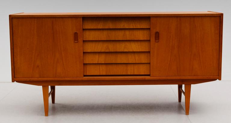 SIDEBOARD, 1900-talets andra hälft.