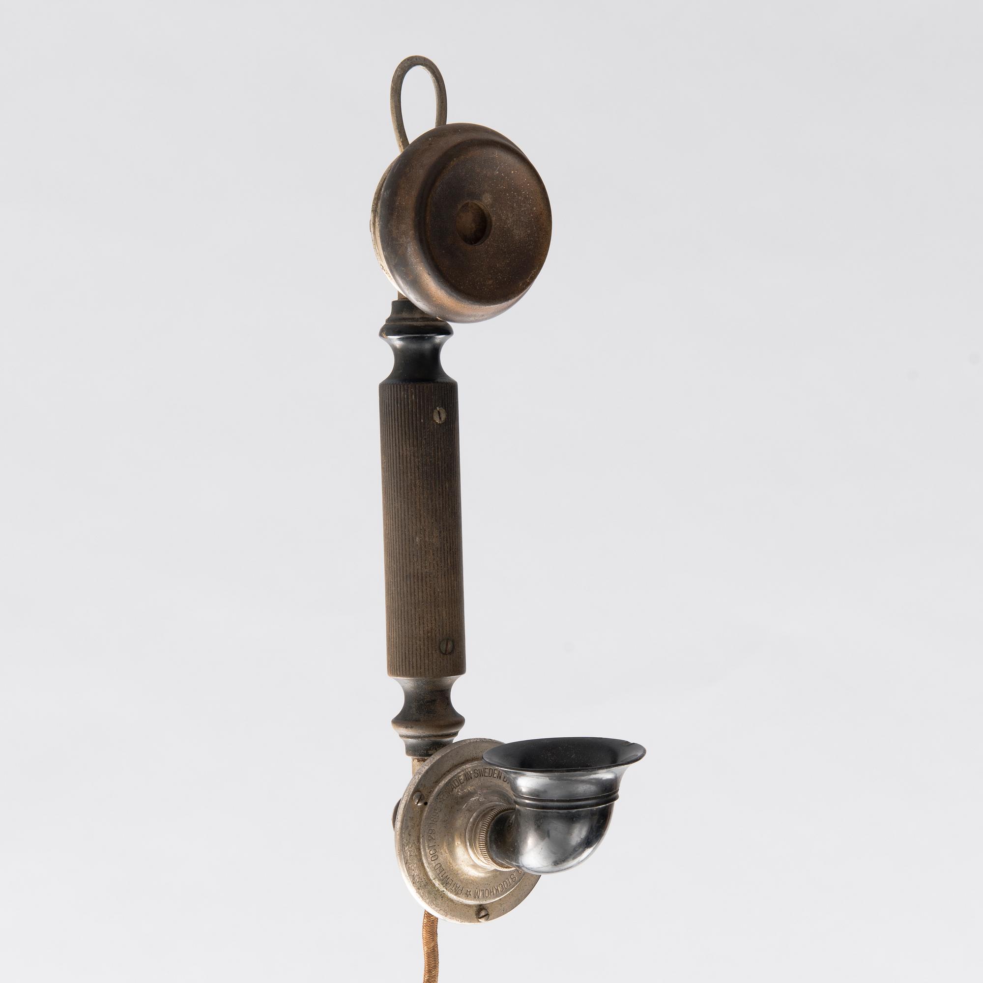 VÄGGTELEFON, L. M. Ericsson, Stockholm, 1900-talets början.