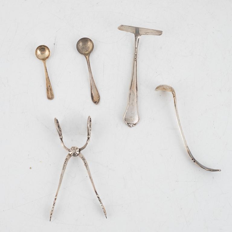 Table accessories, 12 pieces, silver, including mark of Sjögren & Komstadius, Malmö 1930.