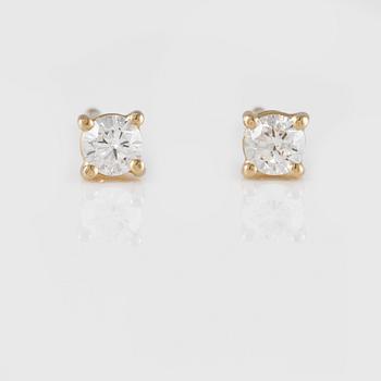 ÖRHÄNGEN, 18K guld med briljantslipade diamanter ca 0.24 ct. Vikt 1,2 gram.
