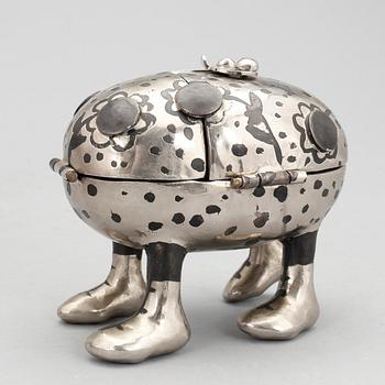 WALTER BENGTSSON, skulptur, 3 delar, metall, terrakotta och stenl, signerad och numrerad 6/20.
