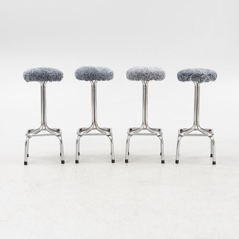A set of four bar stools, mid 20th Century.