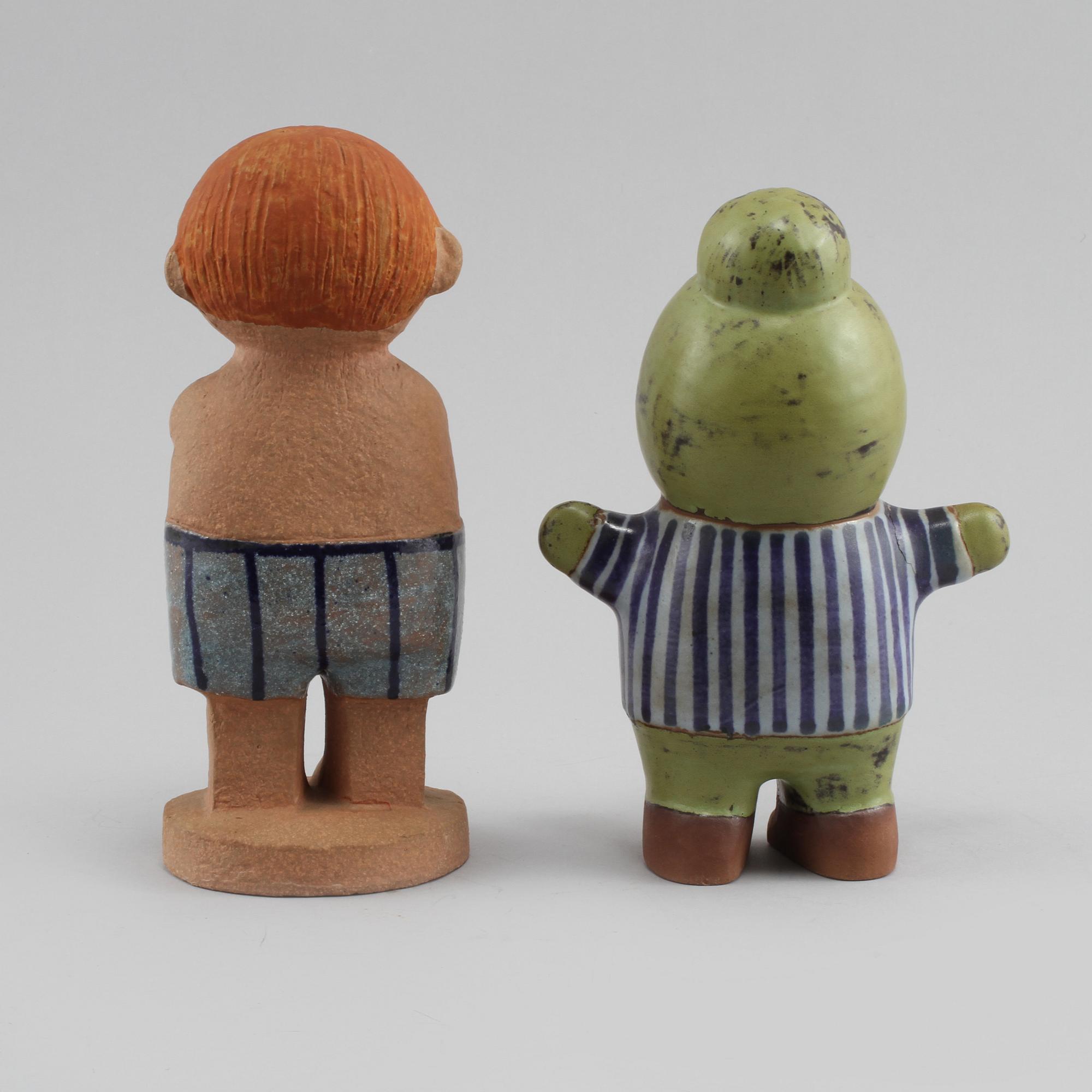 FIGURINER, 2 st, stengods, Lisa Larson, Gustavsberg, 1900-talets andra hälft.