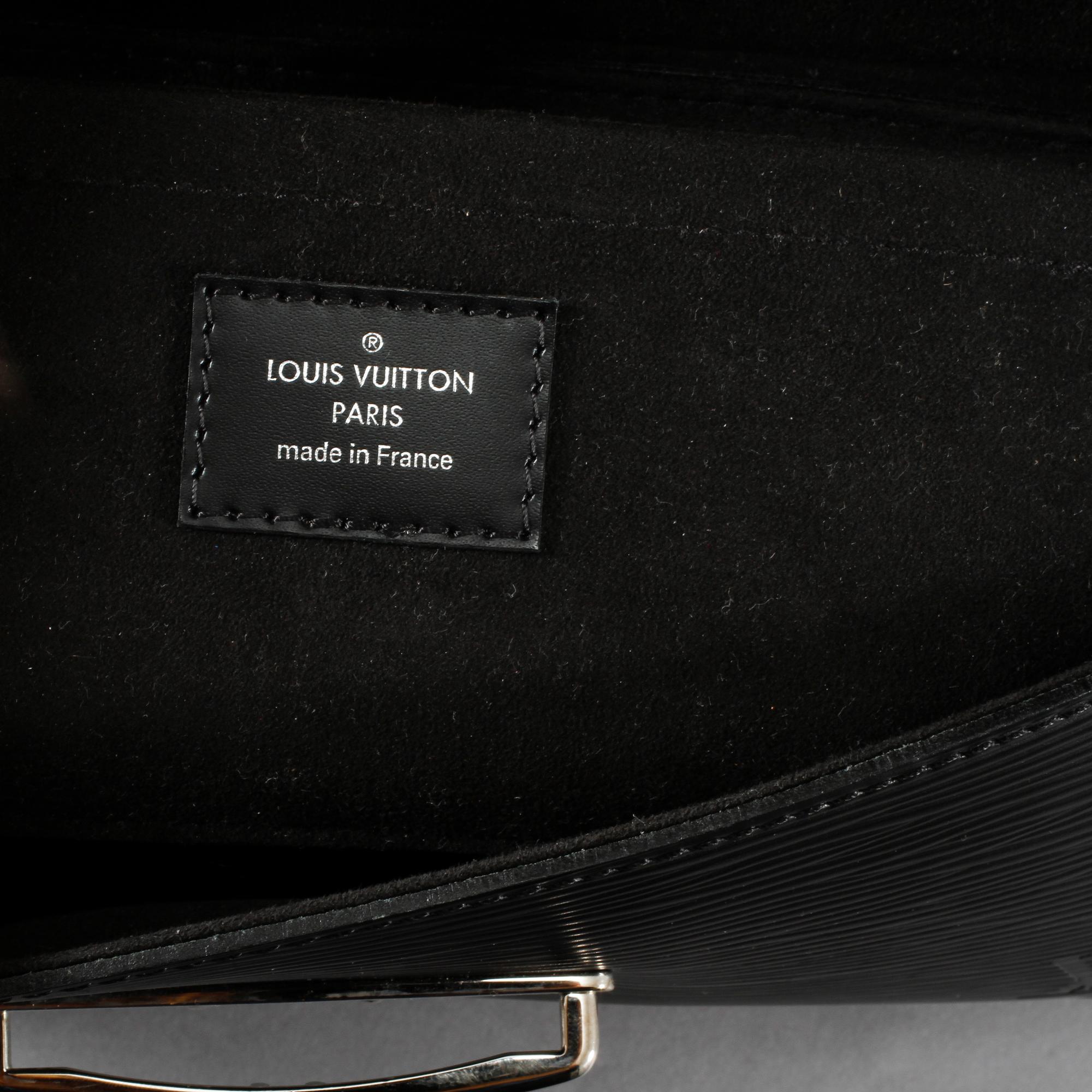 VÄSKA, Louis Vuitton.