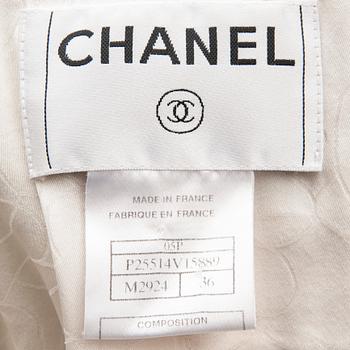 KAVAJ, Chanel.