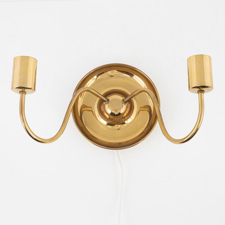 Josef Frank, a model '2565' wall light, Firma Svenskt Tenn.